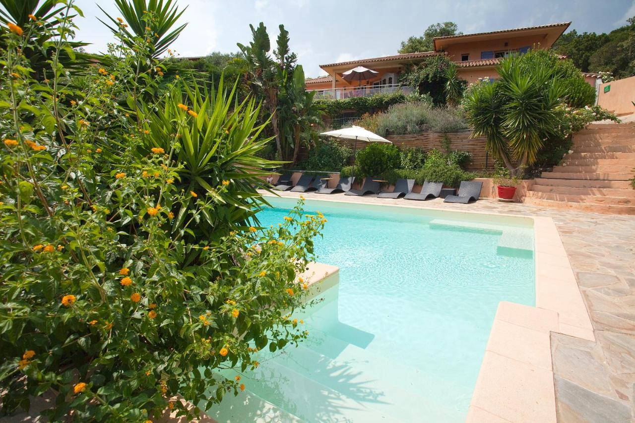 Villa Mimosa Favone Buitenkant foto