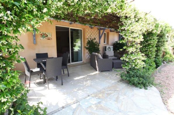 Villa Mimosa Favone Buitenkant foto