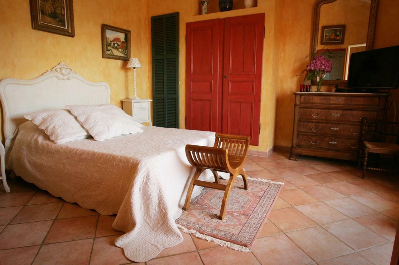 Villa Mimosa Favone Buitenkant foto